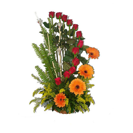 Rosas rojas con gerberas